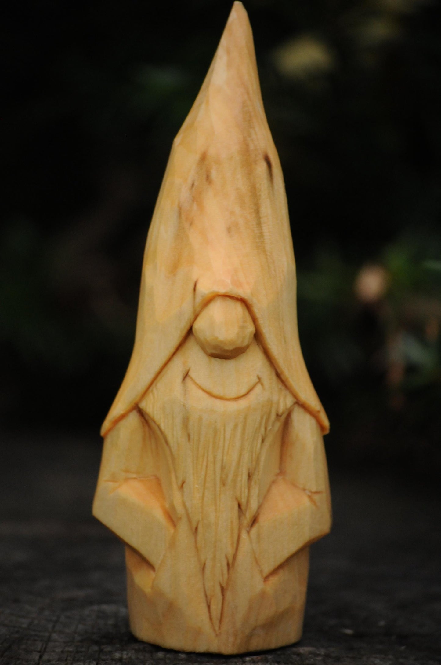 Hand-Carved Swedish Nisse Gnome – 14 cm – Numbered & Certified Nordic Folk Art