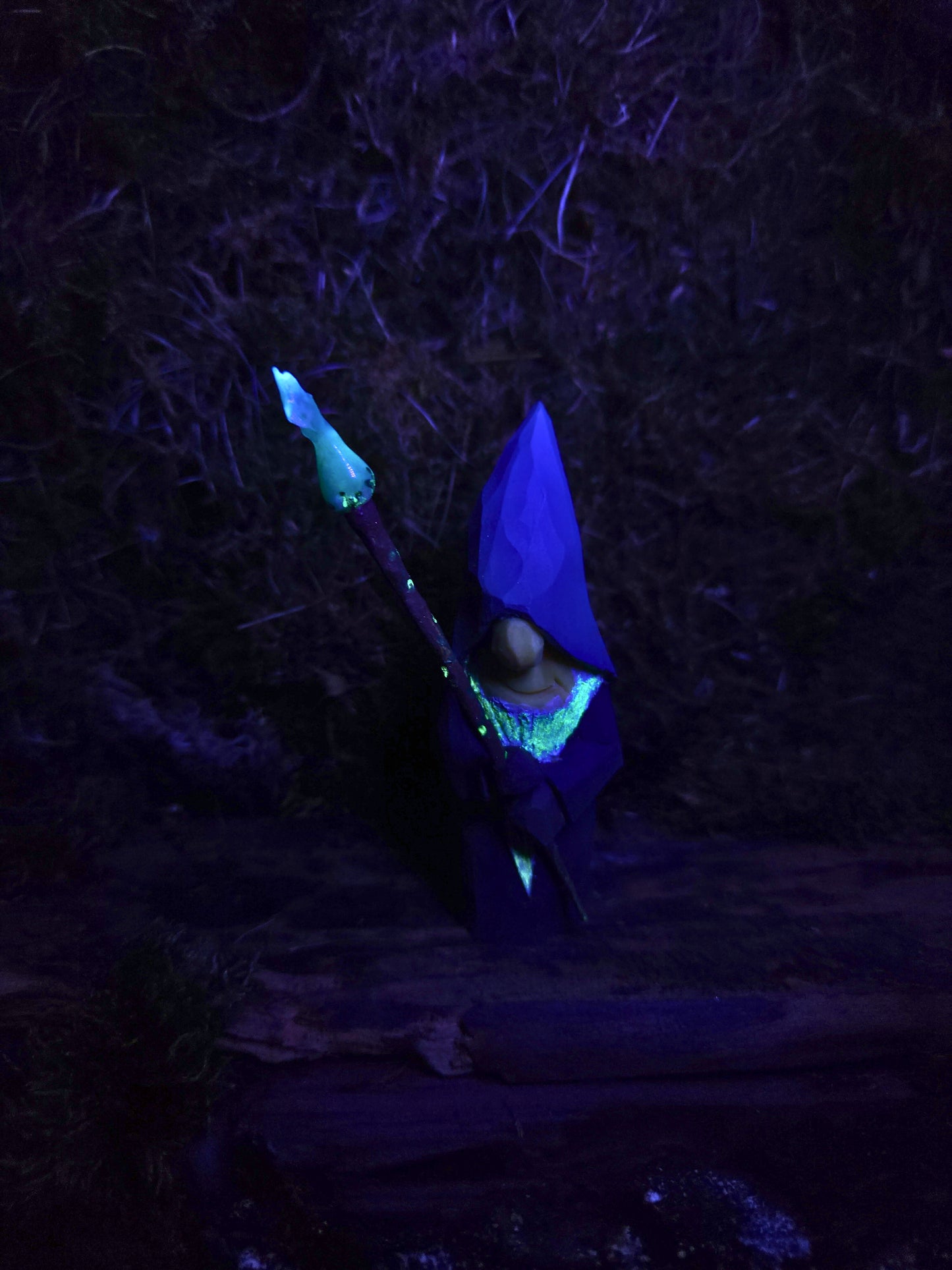 Hand-Carved Wizard Nisse – Magical Glow Staff (78)