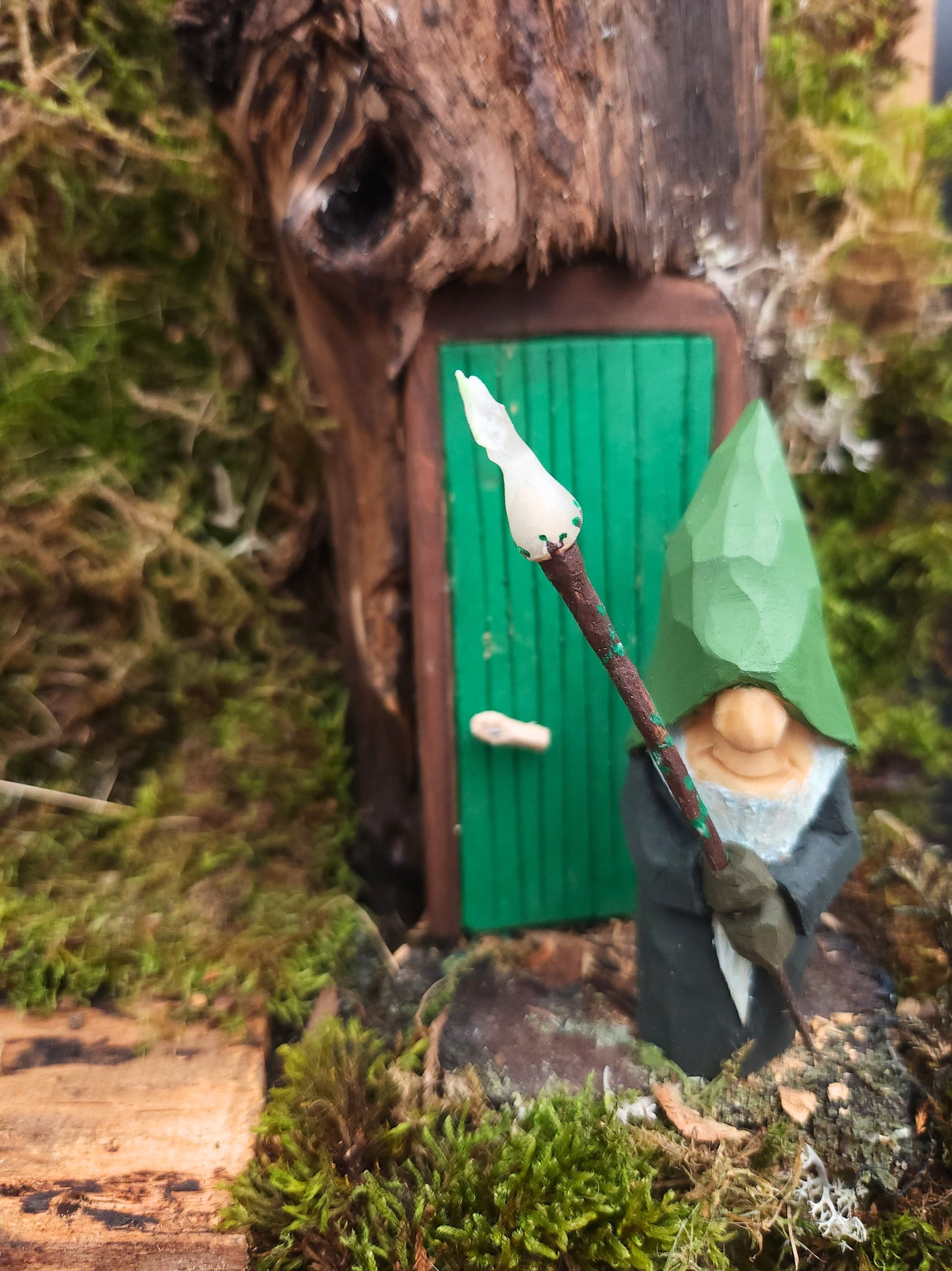 Hand-Carved Wizard Nisse – Magical Glow Staff (78)